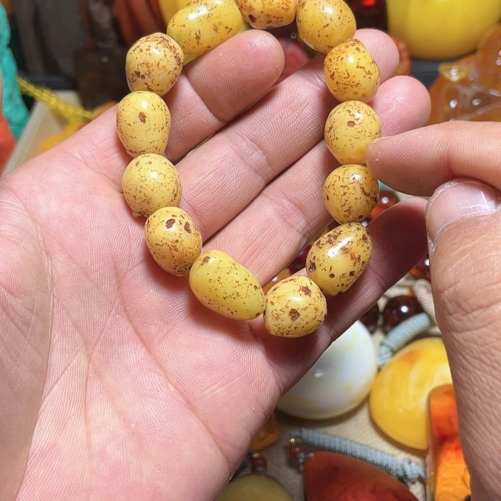 琥珀颈饰未镶嵌琥珀蜜蜡