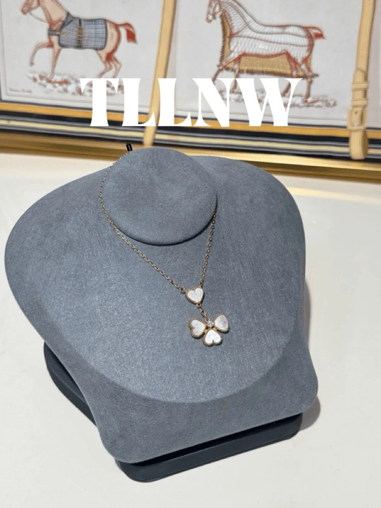 合金合成锆石项链 原创TLLNW四爱心项链