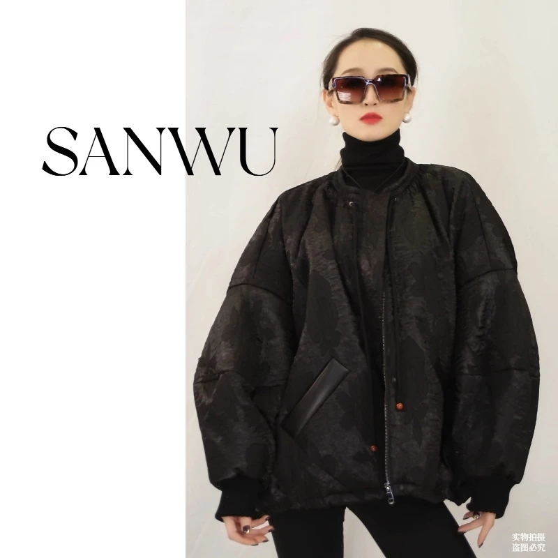 【叁悟】浮雕刺绣提花+90白鹅绒服！阔型短款休闲鹅绒服~人在衣中晃