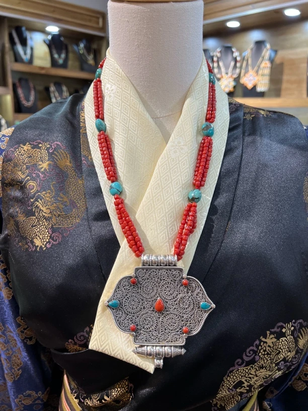 合金项链 高端项链 不分年龄