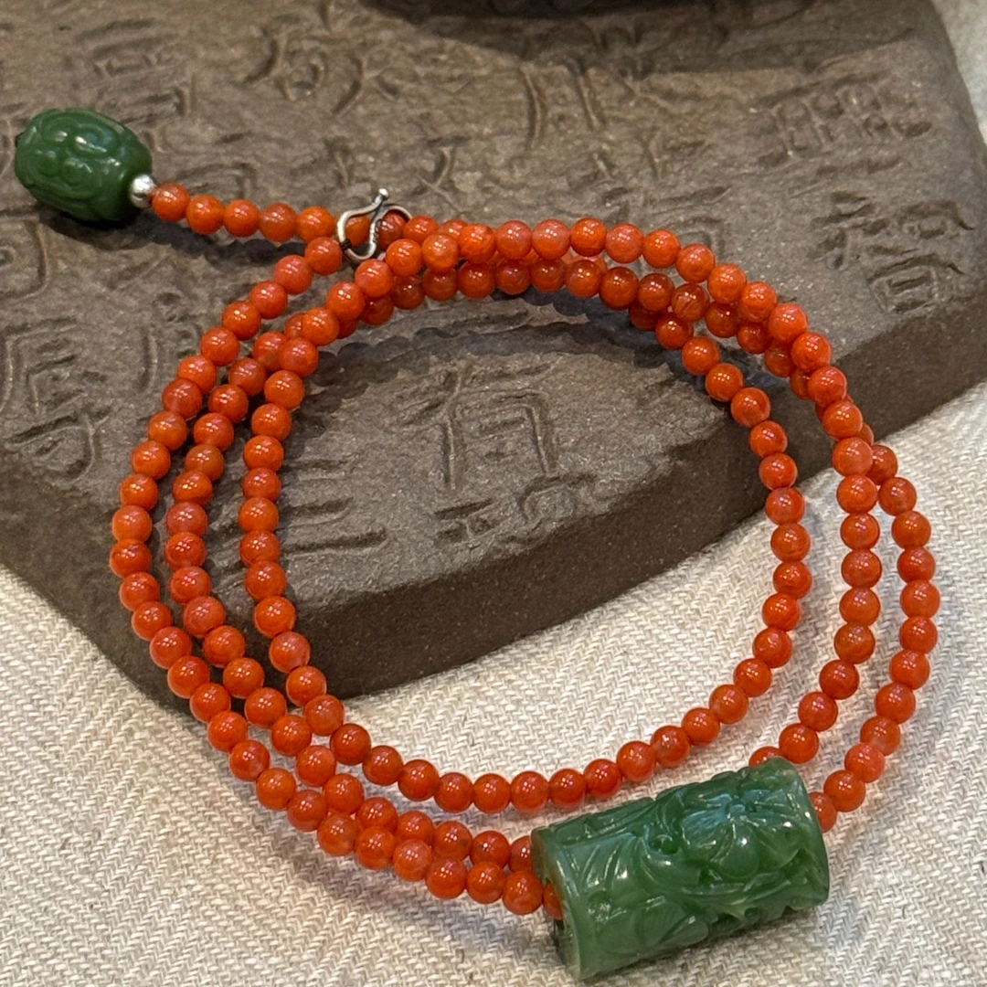+<一禅兄>925银南红小圆珠和田碧玉雕花圆柱桶珠精美项链复古百搭