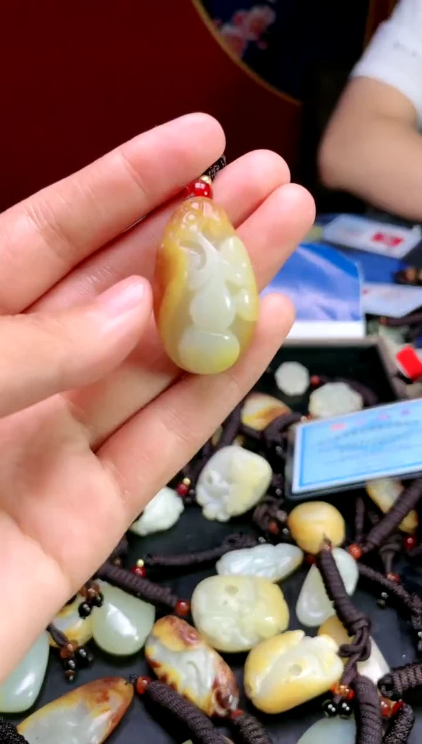 【闪购商品】和田玉颈饰未镶嵌1