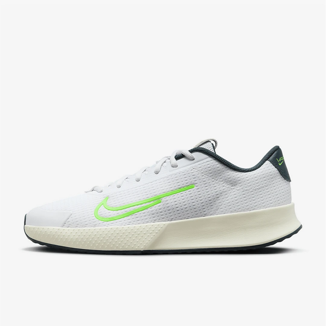 【微瑕慎拍】耐克男轻便网球鞋DV2018-101-40.5(左脚鞋面发黄)