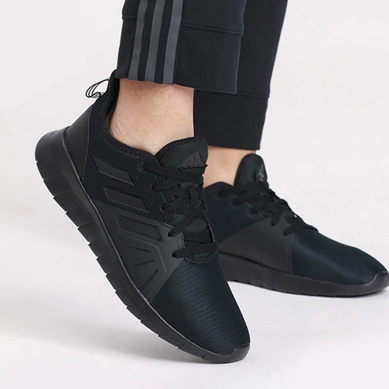 adidas阿迪达斯男子ASWEERUN黑武士网面透气跑步鞋运动鞋FW1681