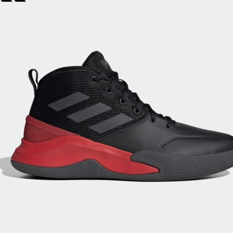 【瑕疵慎拍】阿迪达斯男子篮球运动鞋 黑红EG0951，42(鞋头破皮)