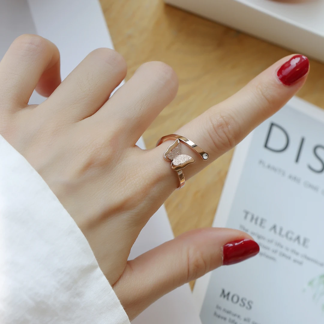 LINGSIV 钛钢戒指 时尚开口可调节蝴蝶戒指女ins小众高级感食指环