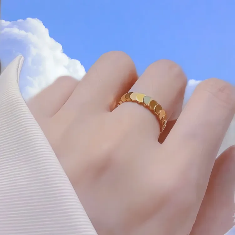 LINGSIV 钛钢戒指 鱼鳞片戒指女时尚百搭小圆鱼鳞戒指ins个性感潮