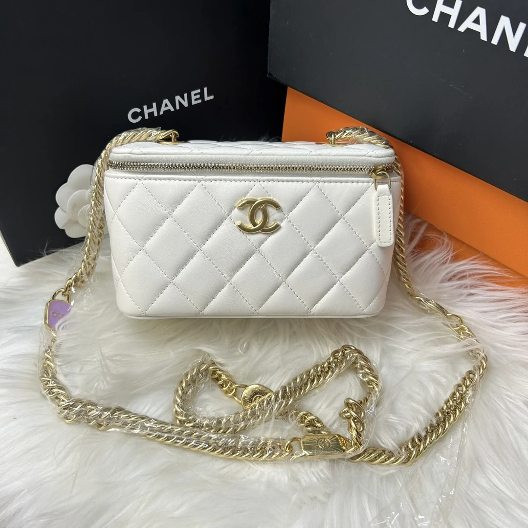 95新 Chanel/香奈儿 多多奢品/香奈儿23c芯片盒子包/98新包展