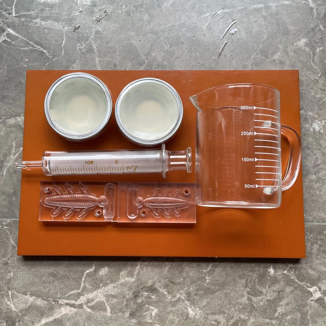 新手套装路亚软饵DIY环保软饵塑溶胶硅胶蠕虫模具耐高温鹰嘴烧杯