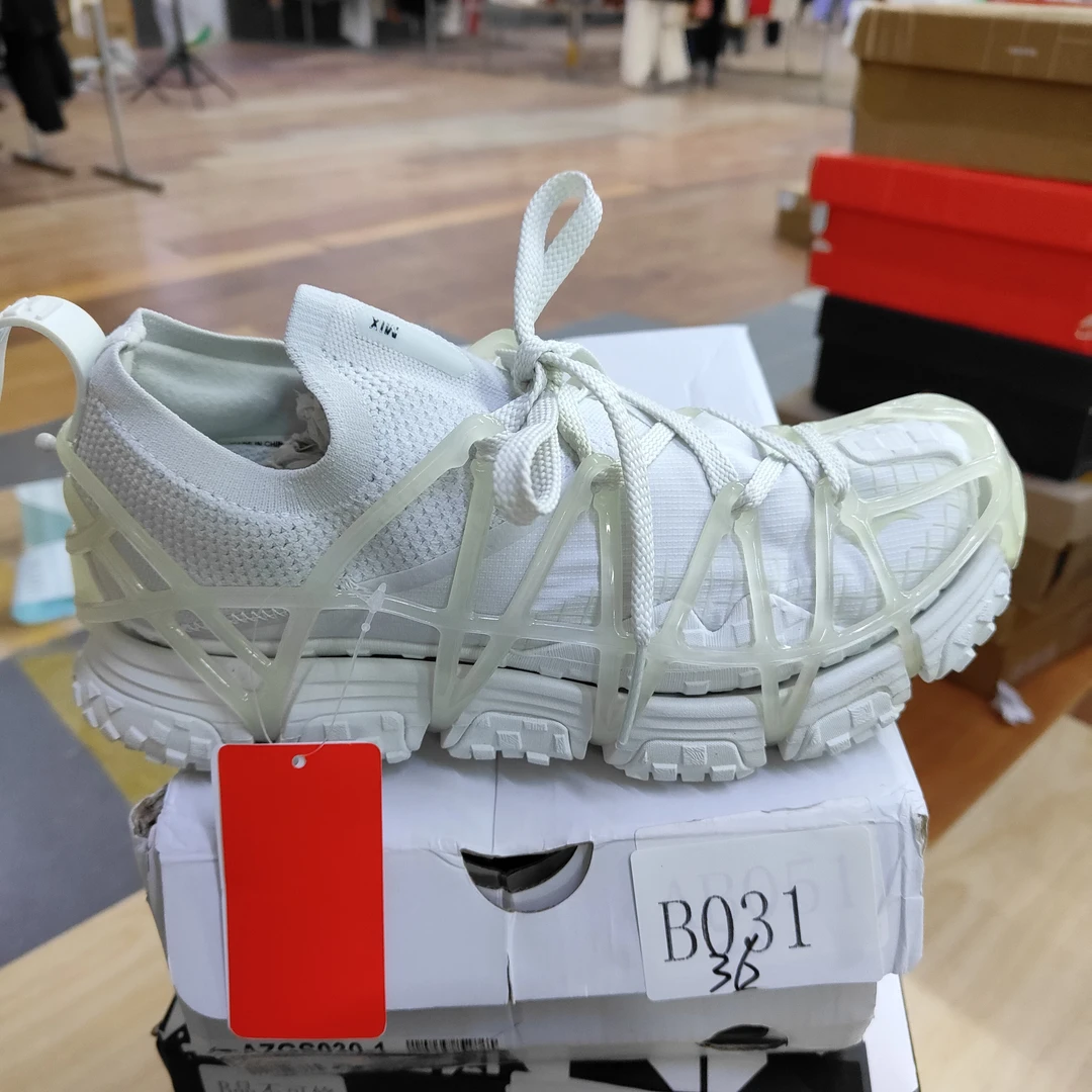 李宁断货-运动鞋-B031