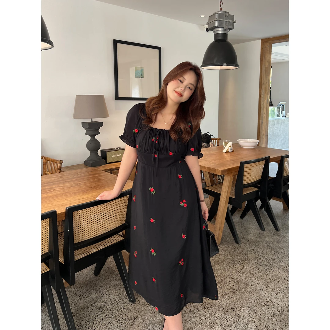 夏季显瘦收腰复古百搭法式绣花连衣裙1301