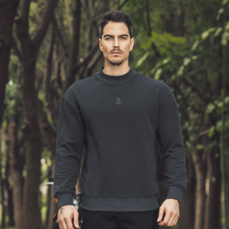 AKCLUB冬季新品重磅水洗做旧复古落肩半高领圆领印花卫衣2205222