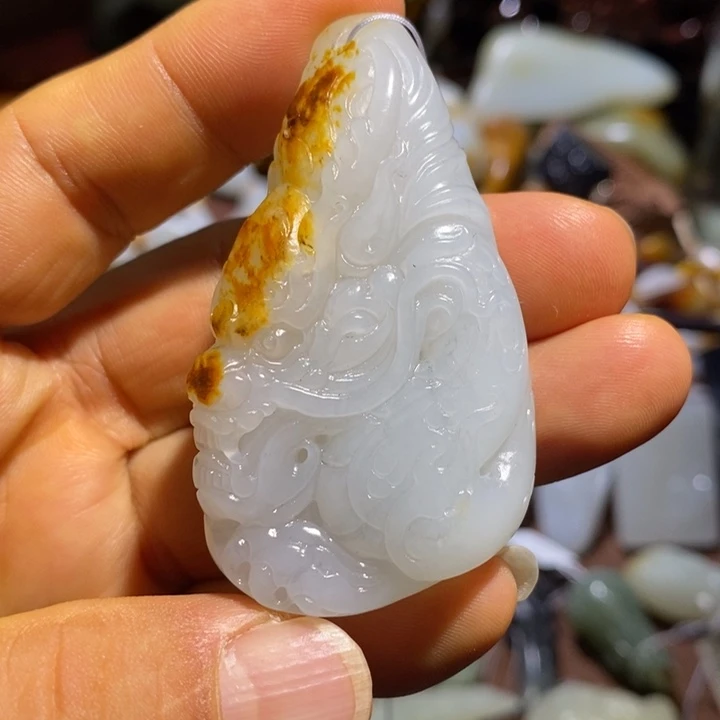 和田玉挂件未镶嵌新疆和田玉龙