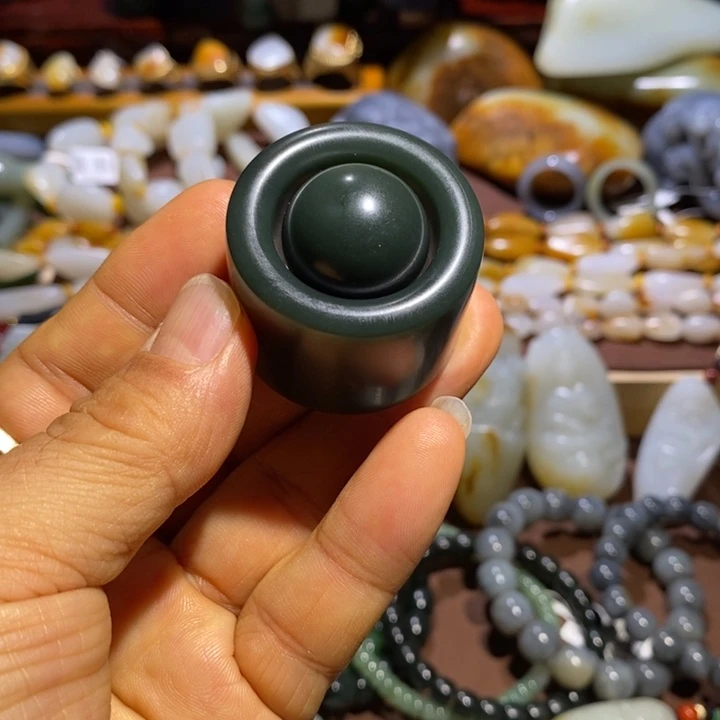 和田玉挂件未镶嵌(****身