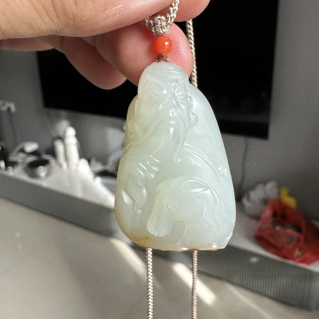 武财神 新疆和田玉苏州工艺，油性十足，尺寸：48*29*18mm，36.9