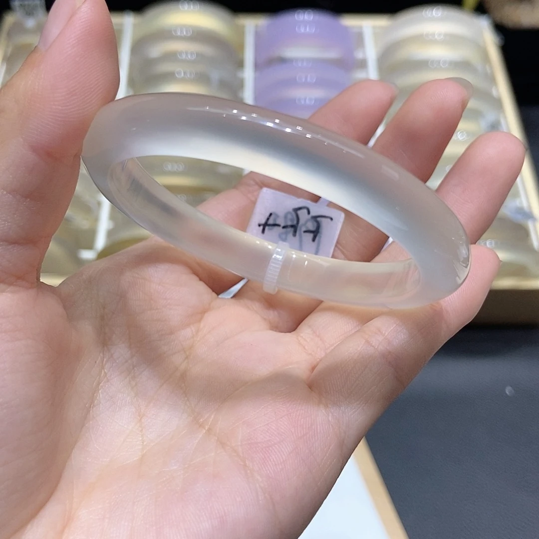 玛瑙/玉髓手镯未镶嵌015圈55.1
