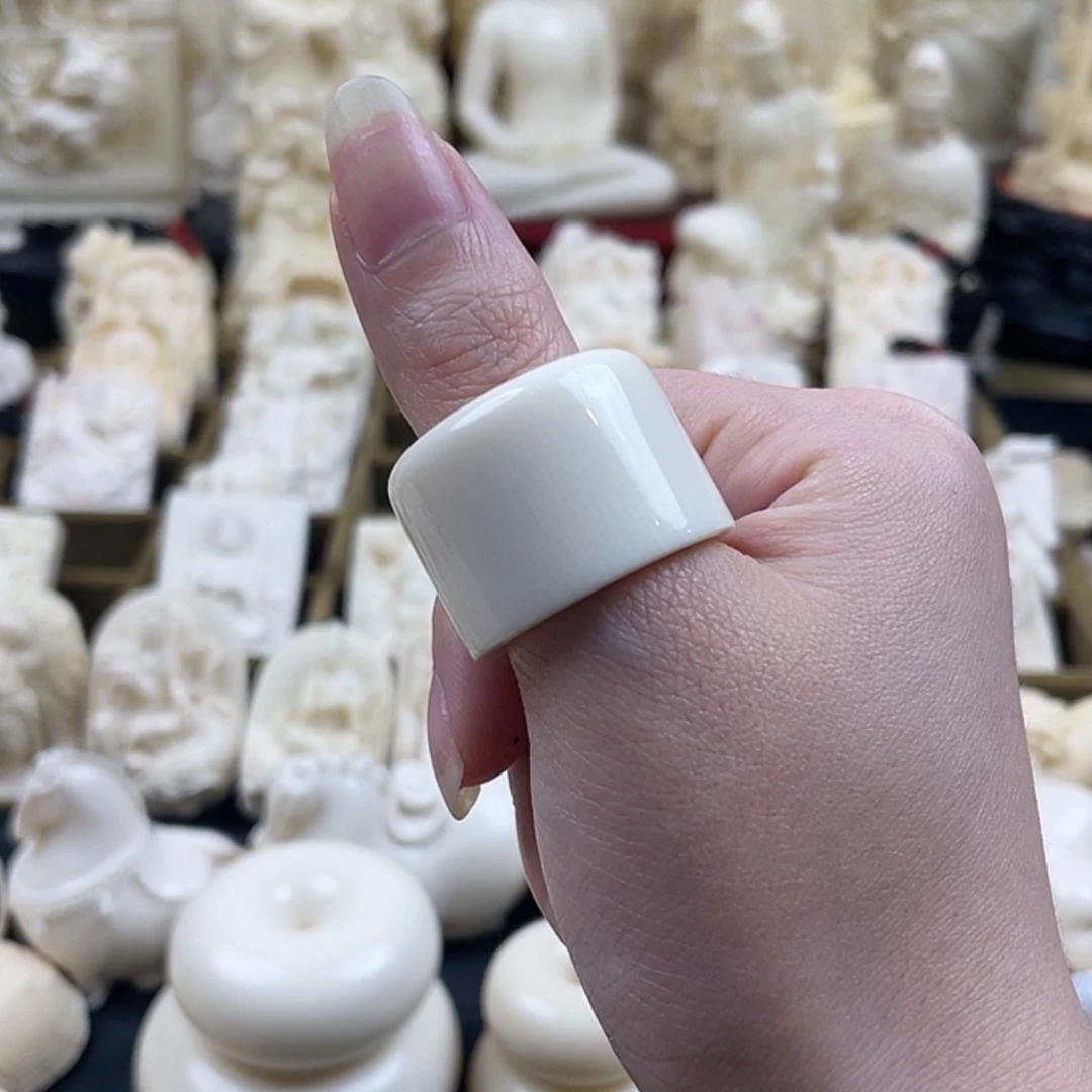 【闪购商品】m m根雕扳指20