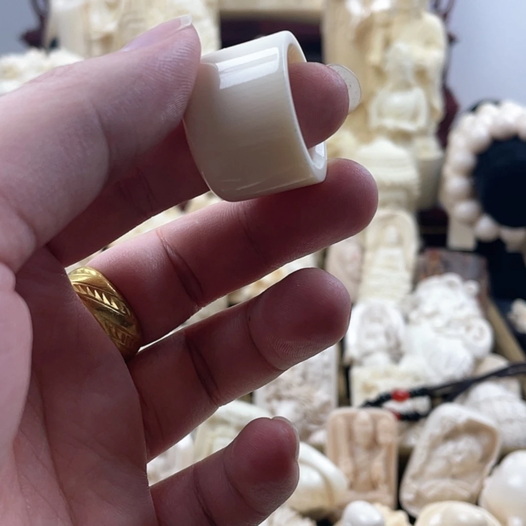 【闪购商品】扳指根雕改*