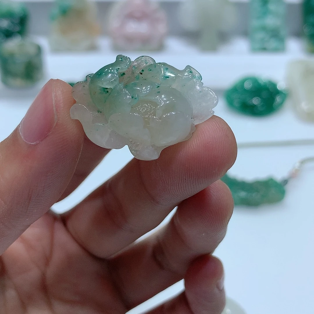 独山玉挂件未镶嵌