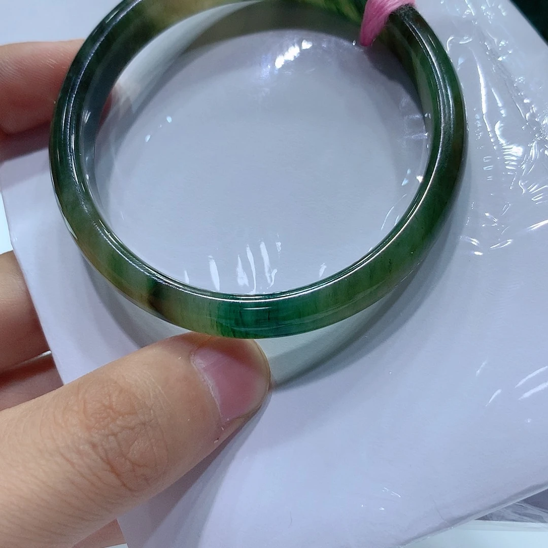 独山玉手镯未镶嵌