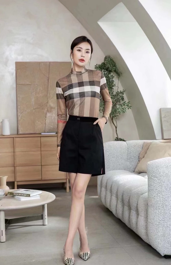 楠楠轻奢新款打底衫时尚洋气121082