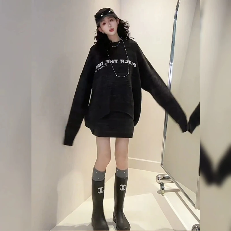 美式秋冬时尚穿搭一整套女圆领字母套头毛衣显瘦百搭半身裙两件套