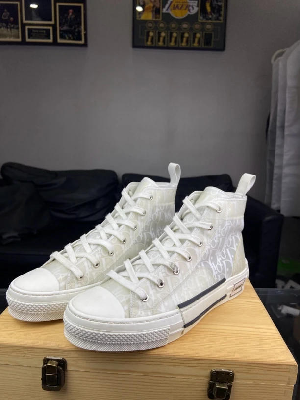 99新 DIOR/迪奥 DIOR休闲鞋B23白色满印42码配盒96新中古潮流