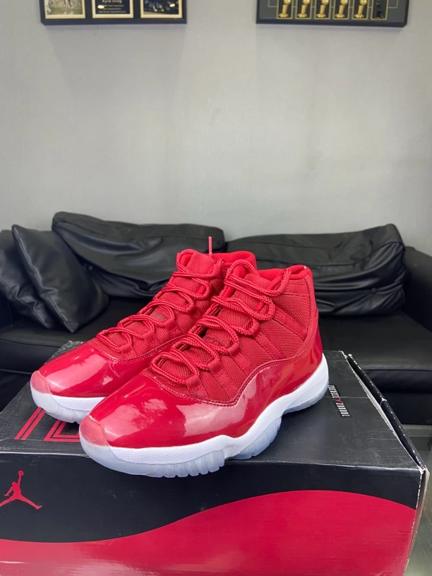 Nike休闲鞋aj11白红42码原盒97新中古潮流时尚高帮男鞋