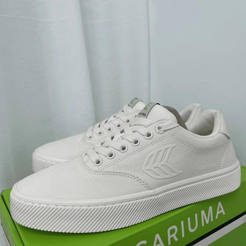 男女同款滑板鞋纯白小标四季款板鞋(瑕疵无原鞋盒)