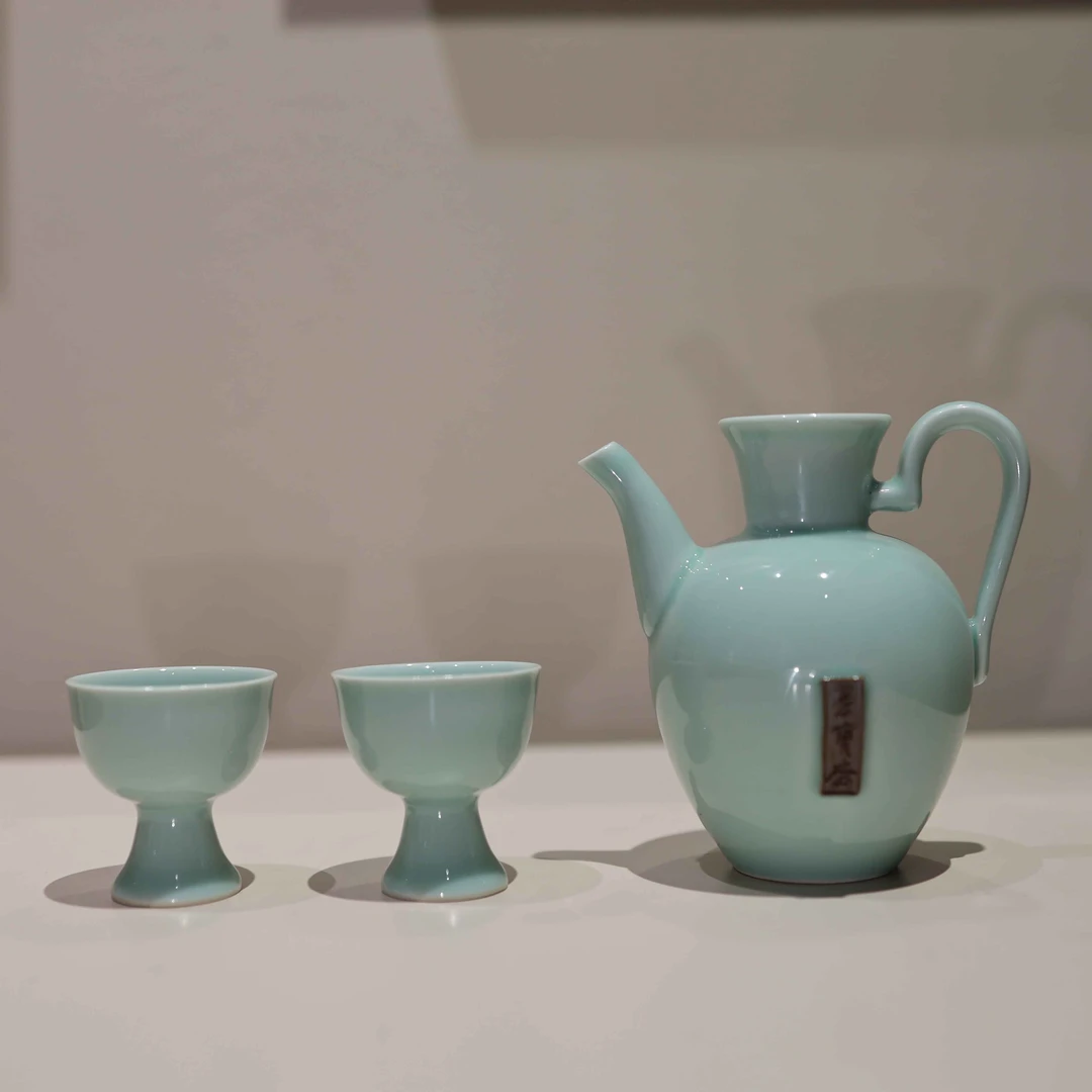 越瓷礼盒一壶俩杯