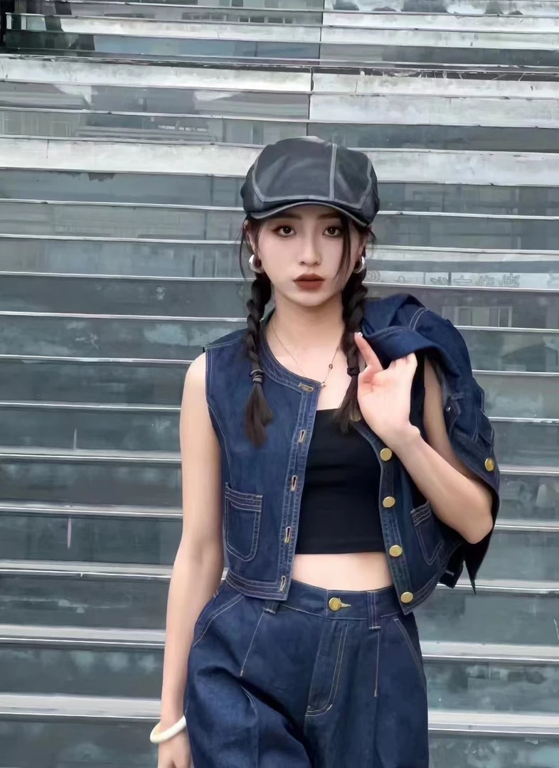 易缔媤牛仔马甲D40073WR005