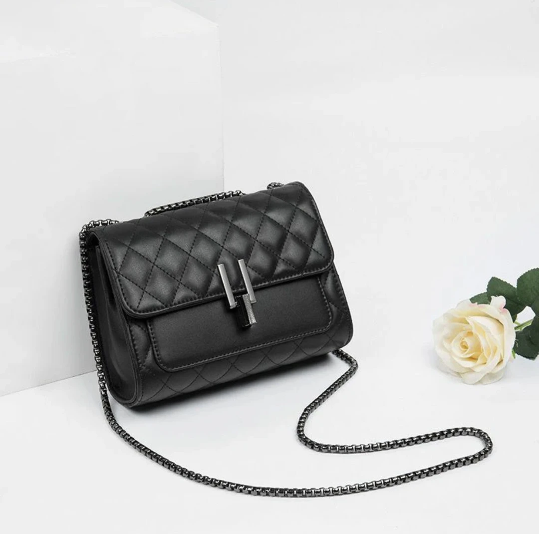 小香风时尚包包潮流款黑色菱格包