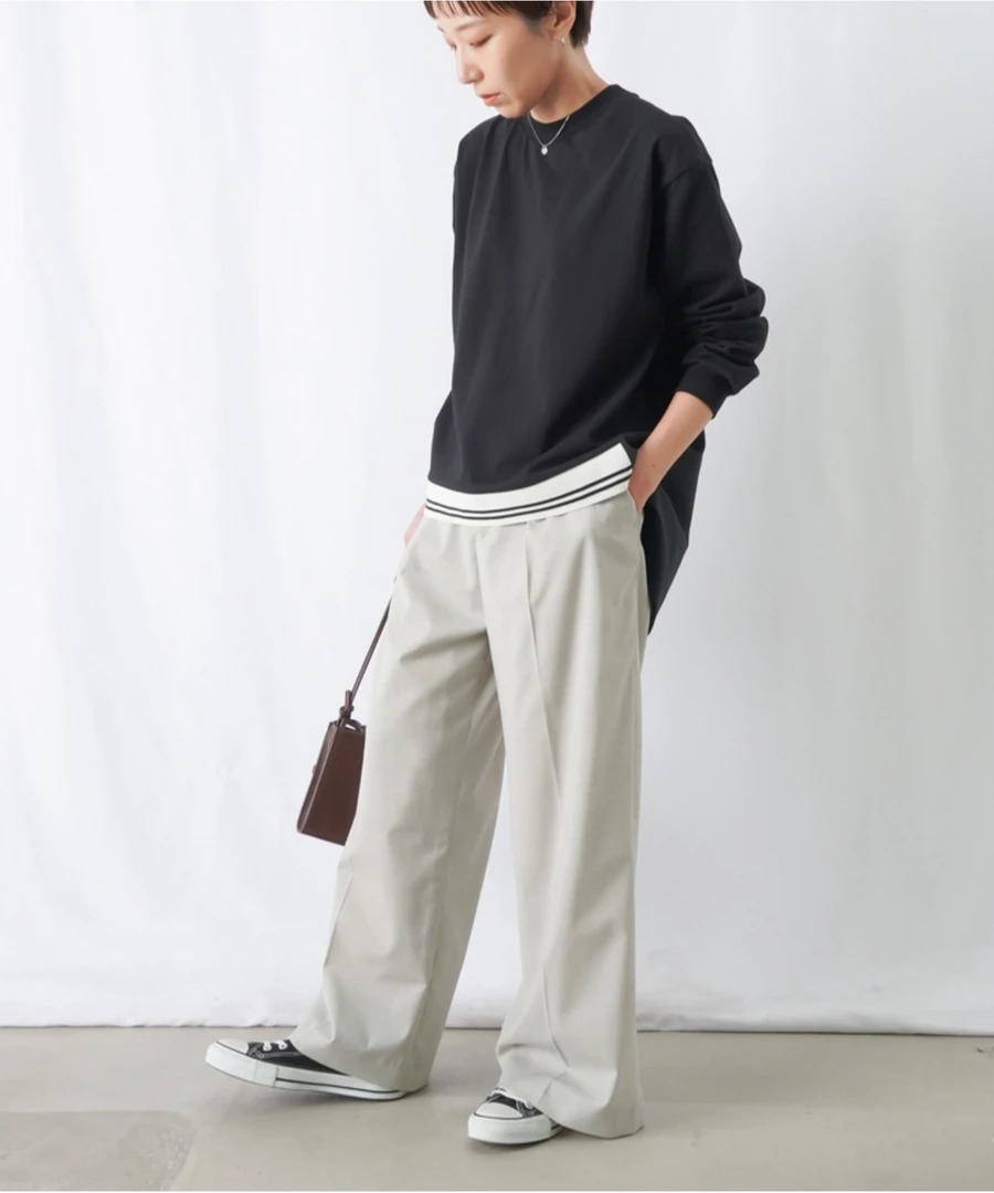 秋冬新款圆领套头T恤衬衣时尚简约通勤百搭高街纯色长袖宽松情侣