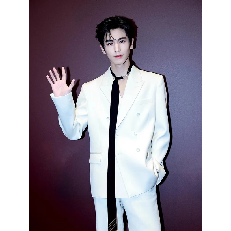 张凌赫同款白色西装外套男士秋冬百搭休闲韩版痞帅西装男外套