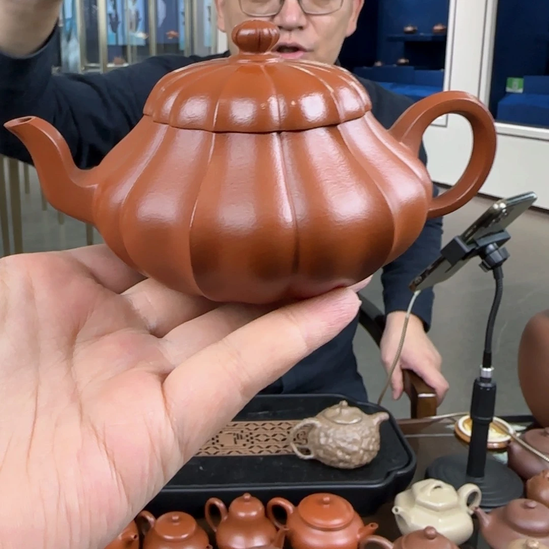 紫砂茶杯朱泥筋文君德