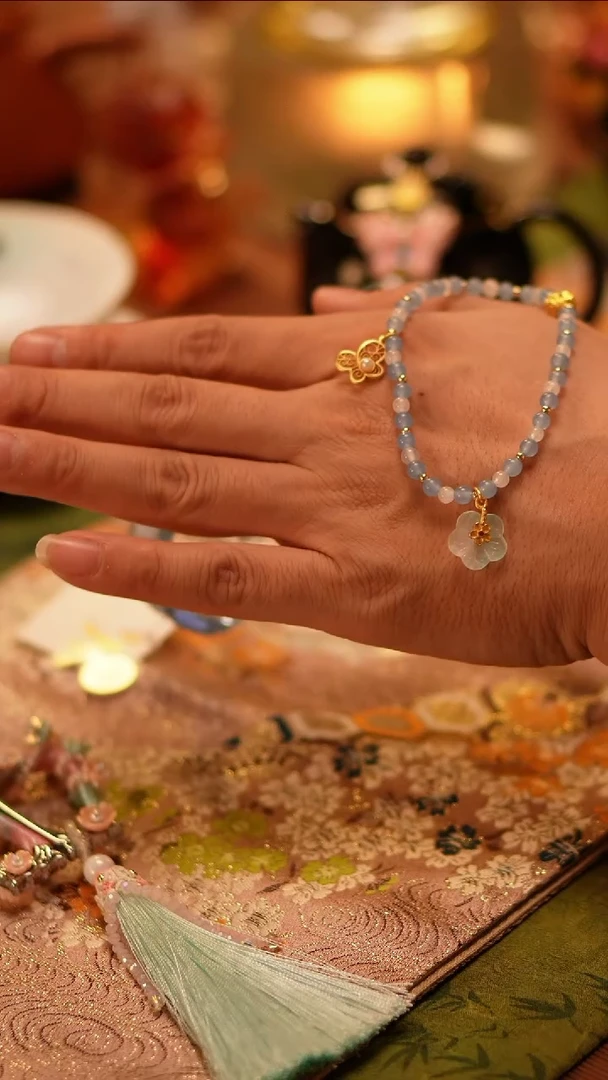 【闪购商品】摆件蓝色公道杯链子