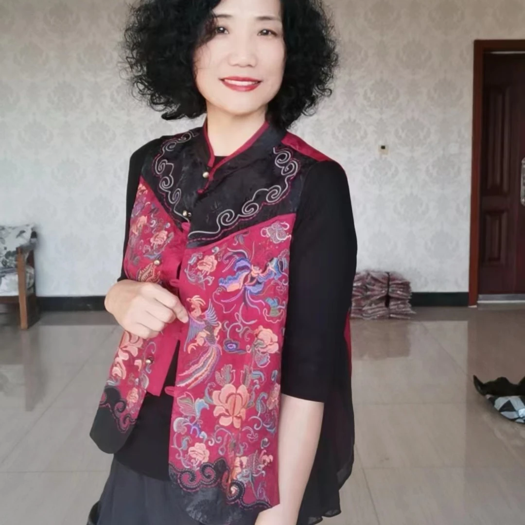 2025年春秋新款民族风女装复古开衫外套显瘦减龄马甲