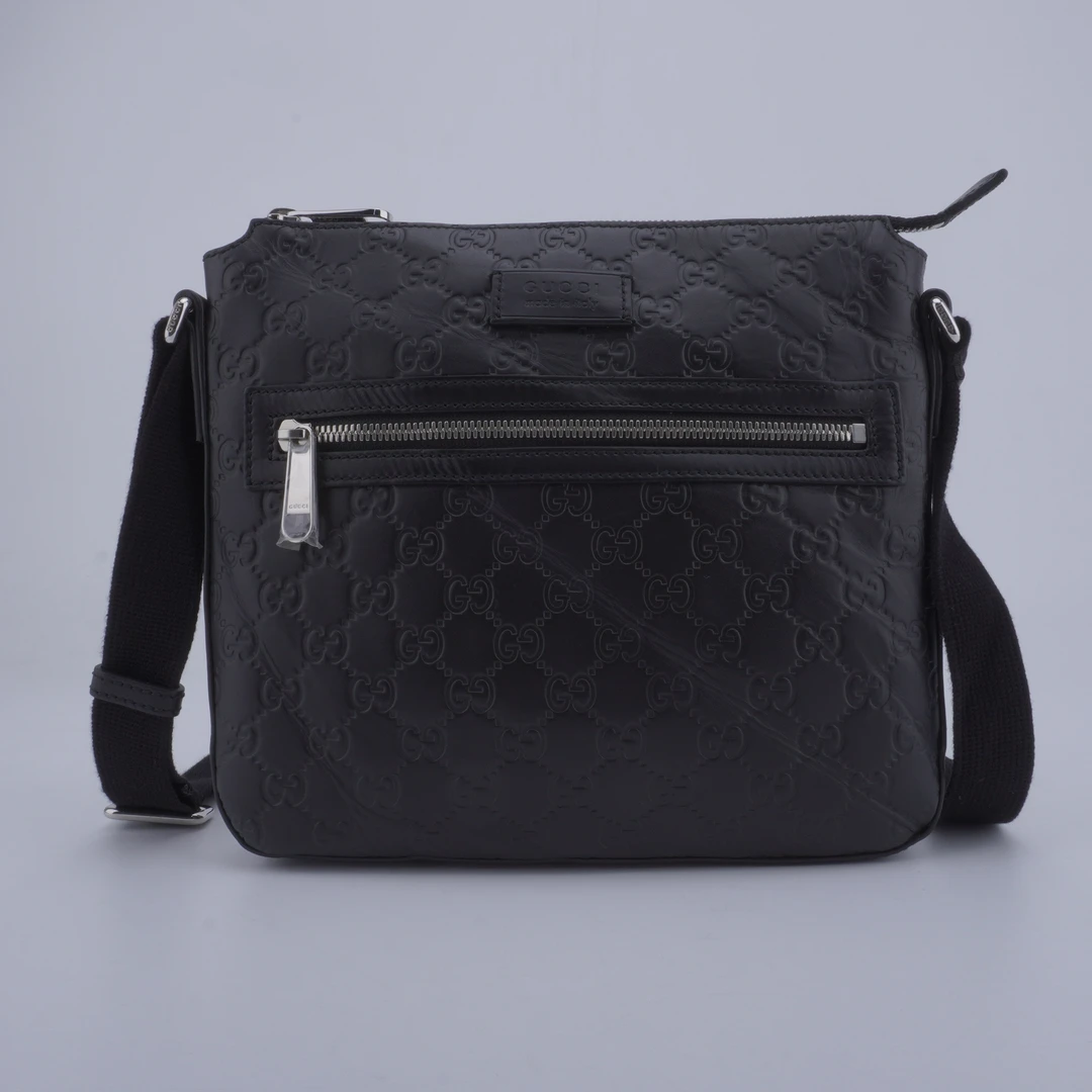 95新古驰老花logo压纹皮革邮差包单肩斜挎包25/23 C948