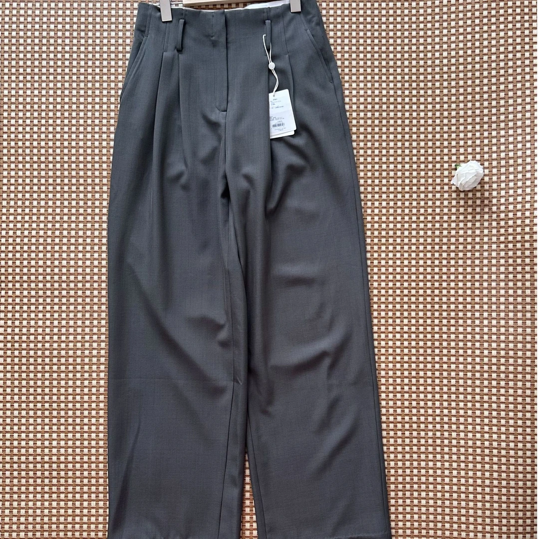 好质感！棕绿色女士西装裤