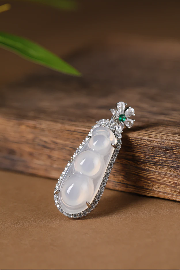 【松柏珠宝】纯天然白冰种水四季豆（送银链）百搭时尚大气复古