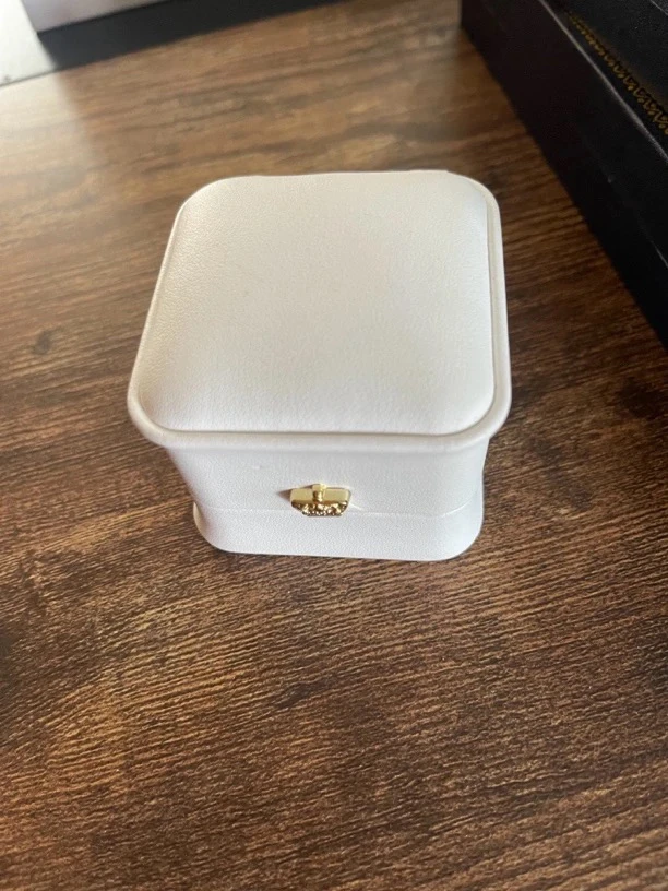 首饰盒 A6 白色收纳盒