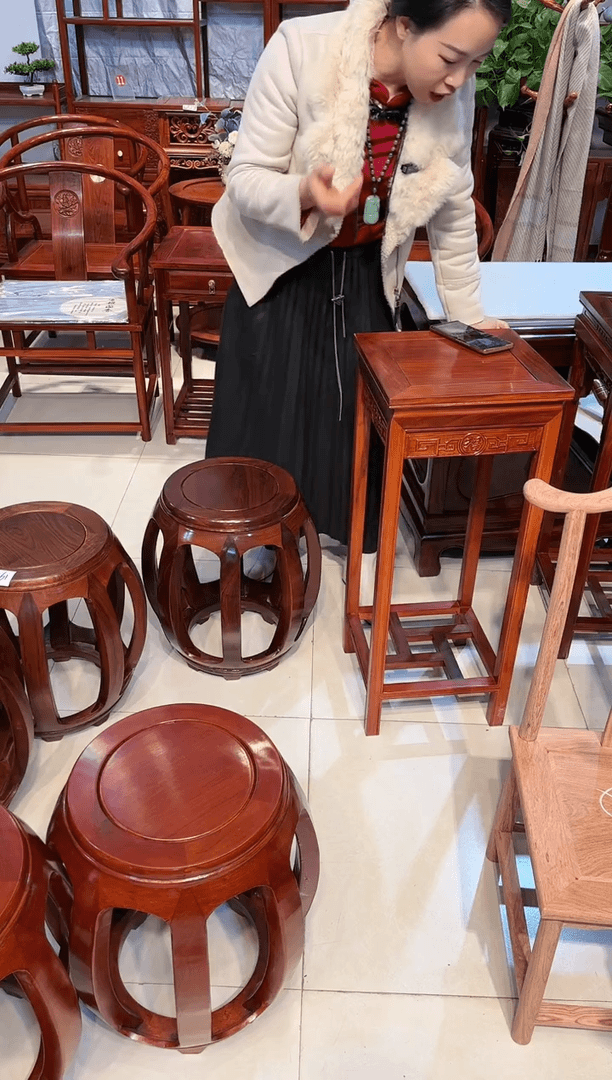 【闪购商品】花梨木类家具非洲酸枝大鼓凳