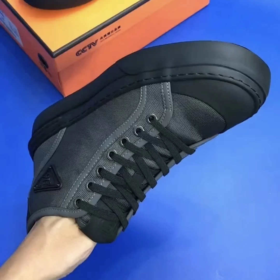 921271新款休闲高帮男士圆头超轻净色时尚百搭透气帆布鞋男鞋