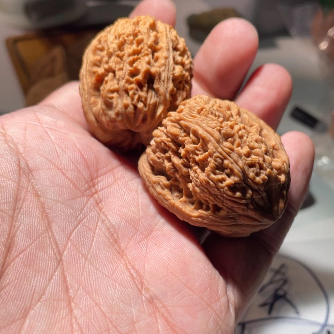 【闪购商品】文玩核桃吊坠將**心