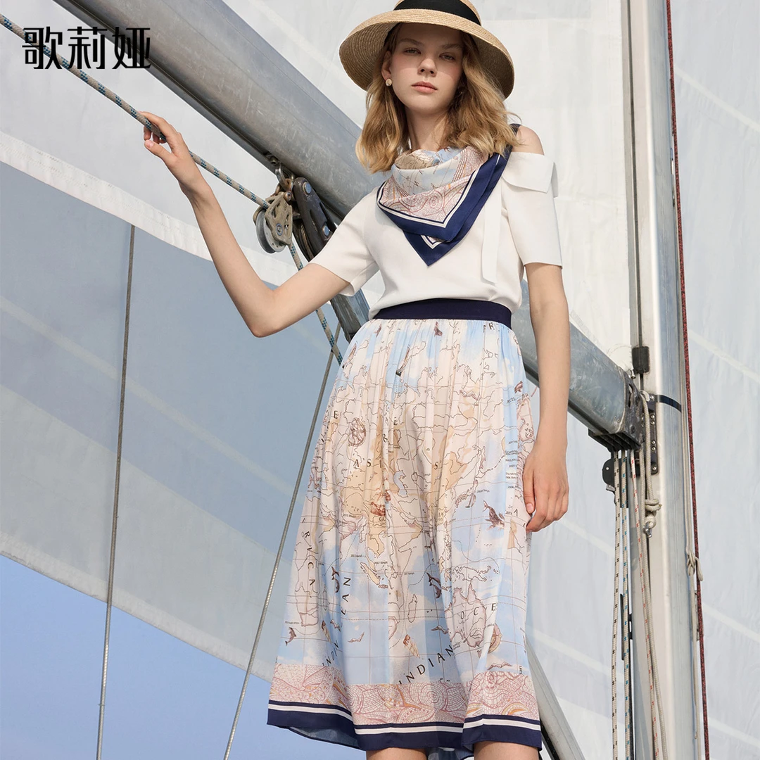 歌莉娅 秋季新品桑蚕丝印花半裙  1B7L2B160