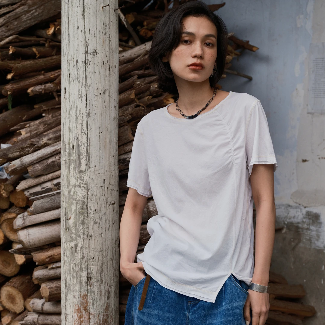 几见原创设计夏季女士100棉白色短袖圆领休闲透气百搭简约W32267