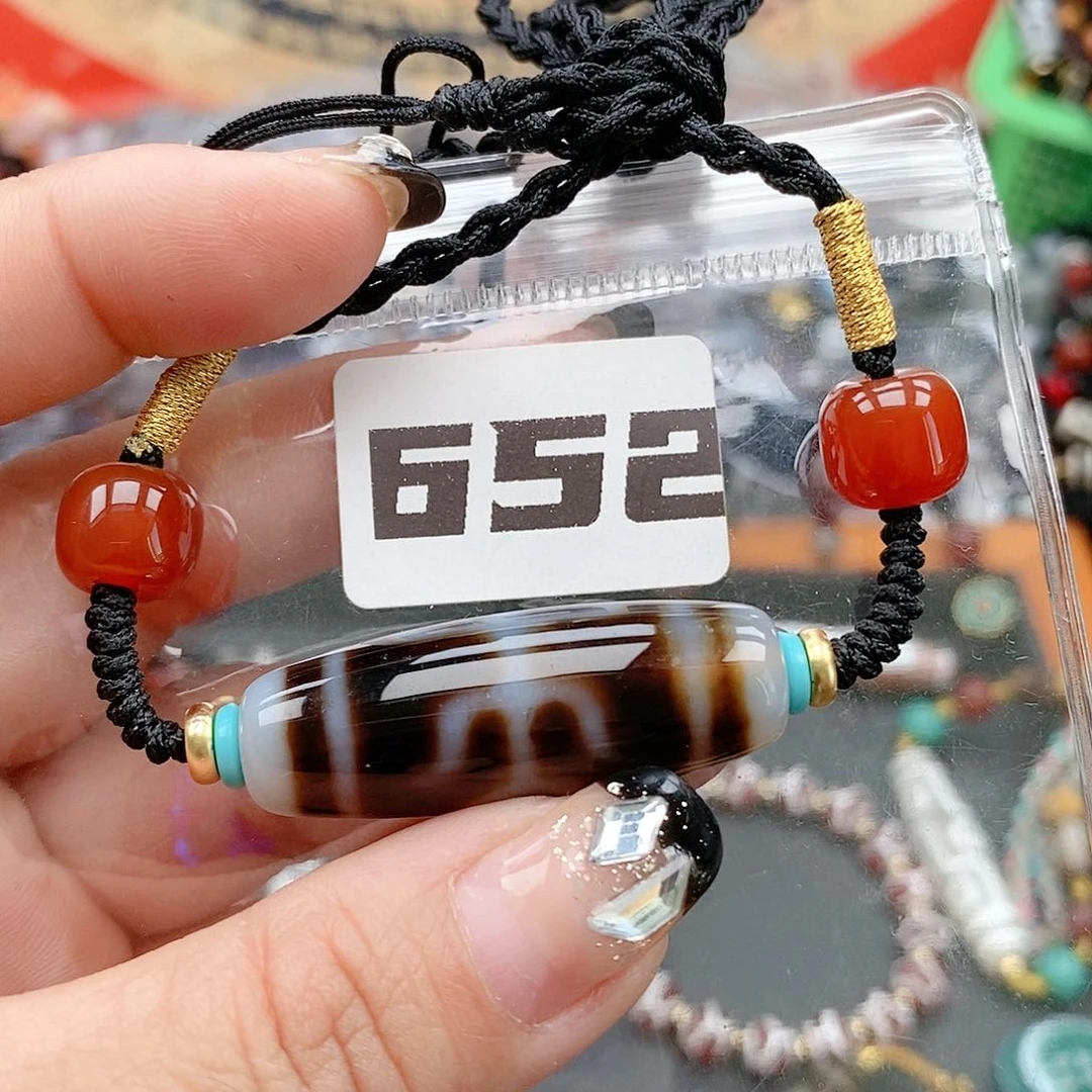 玛瑙/玉髓颈饰合金