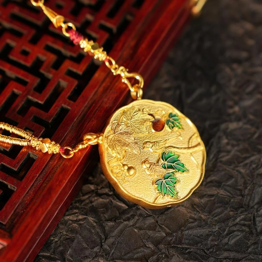 ZOCAI/佐卡伊【传世之美】古法黄金錾刻重工制作喜上枝头足金吊坠