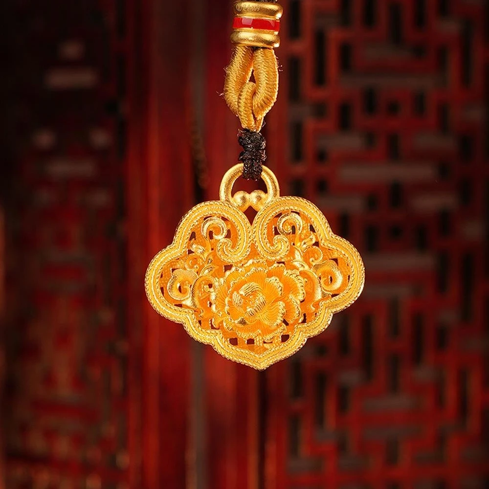ZOCAI/佐卡伊【传世之美】 古法黄金花丝錾刻富贵平安如意锁吊坠