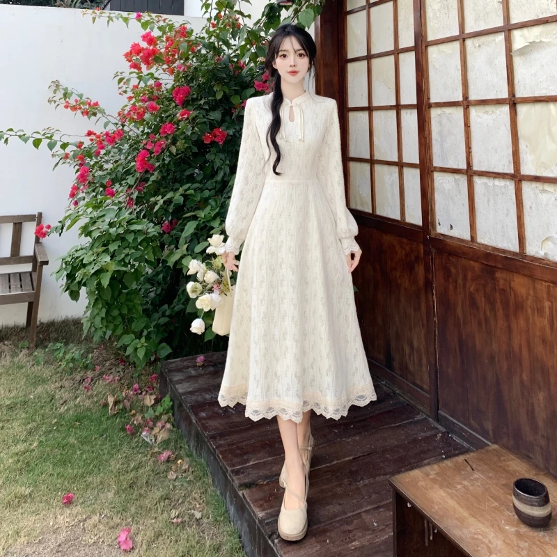 大码新中式蕾丝拼接连衣裙女秋冬胖妹妹复古气质显瘦内搭仙女裙子